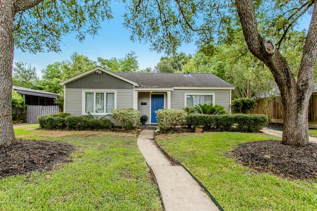 The Blue Door Bungalow - Luxury Home Downtown Houston Exterior foto